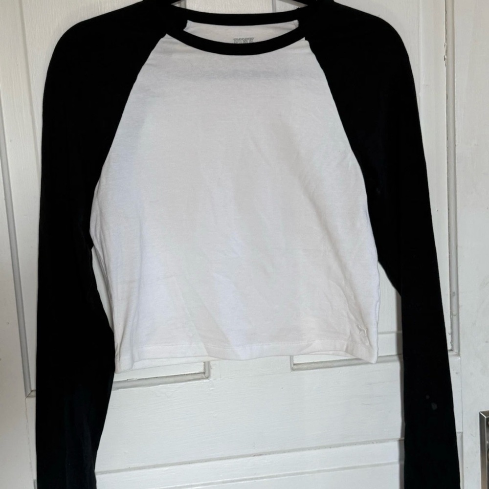 PINK Victoria's Secret Black and White Tee